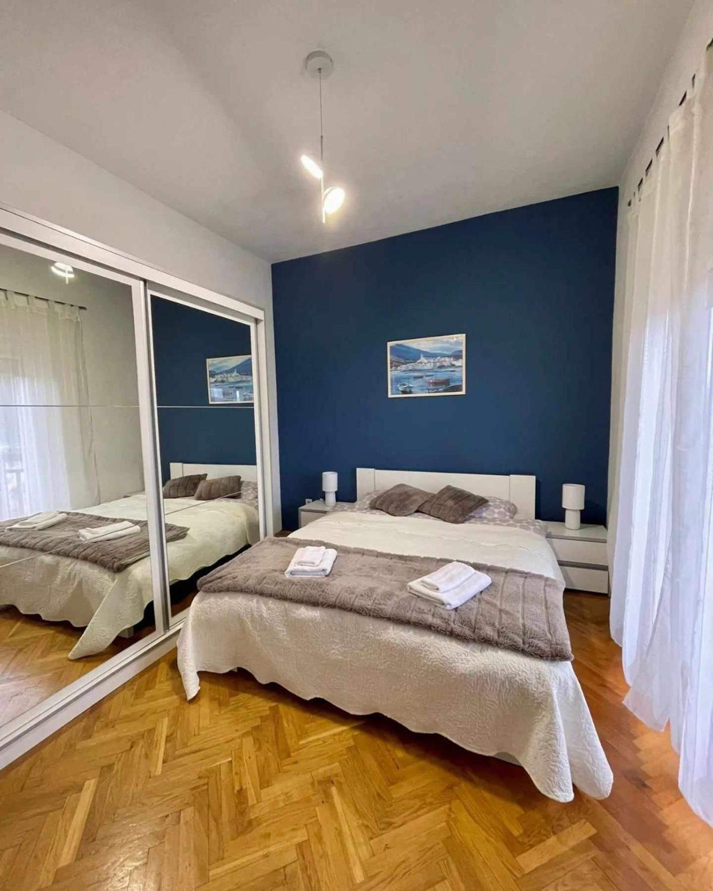 Kosante - Luxury Apartment - 150 M2 With Fitness Room Apartment