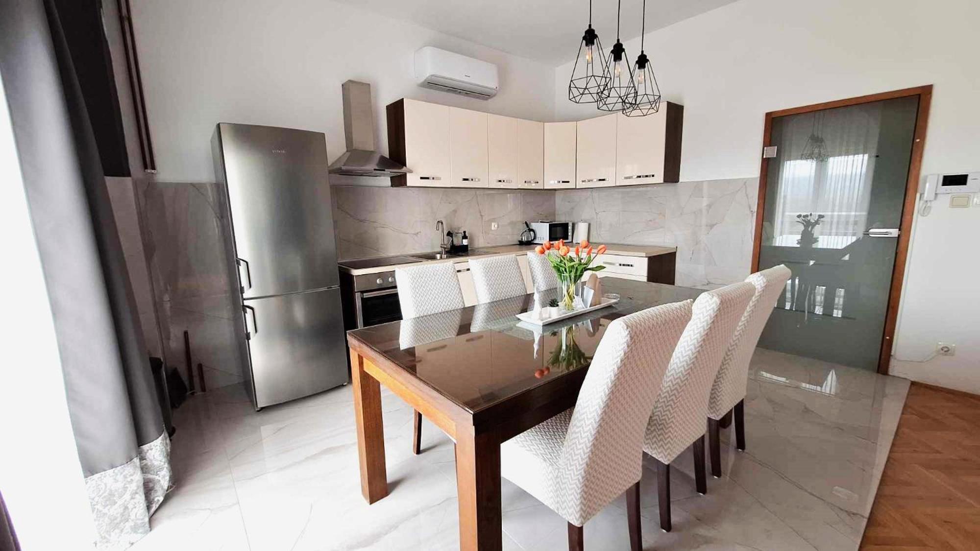 Kosante - Luxury Apartment - 150 M2 With Fitness Room